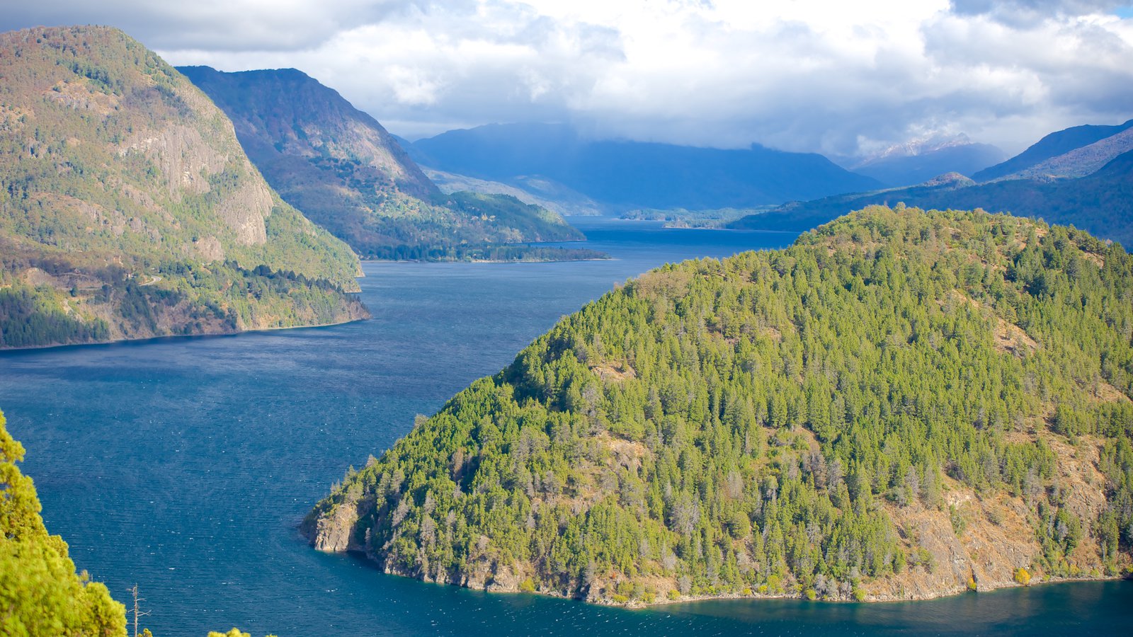 Lago Lacar: ubicación, leyenda, montaña y mucho más